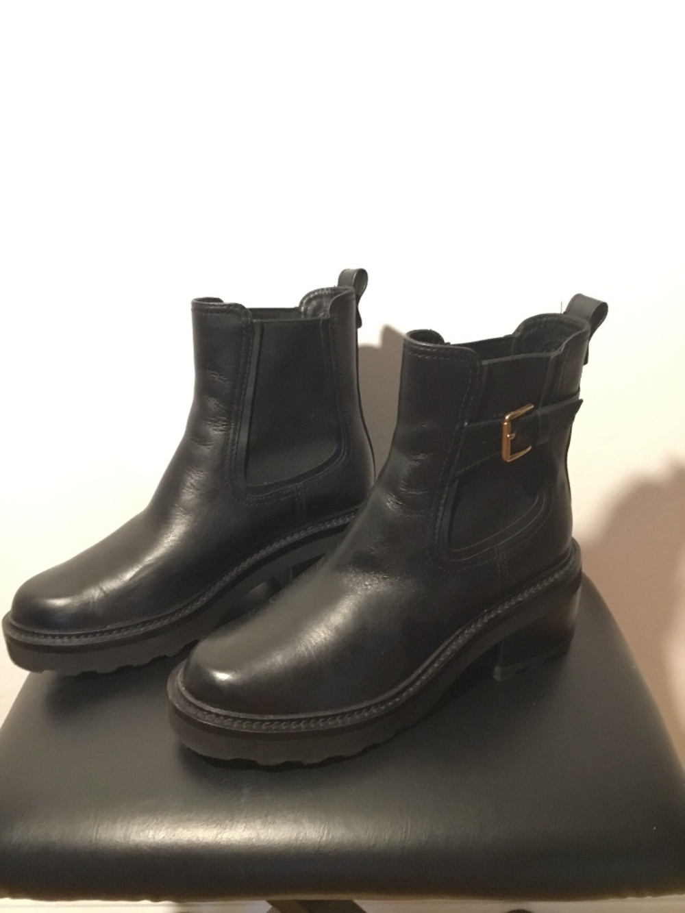 Cole Haan Leather Women’s Black Ankle Boot Size 8